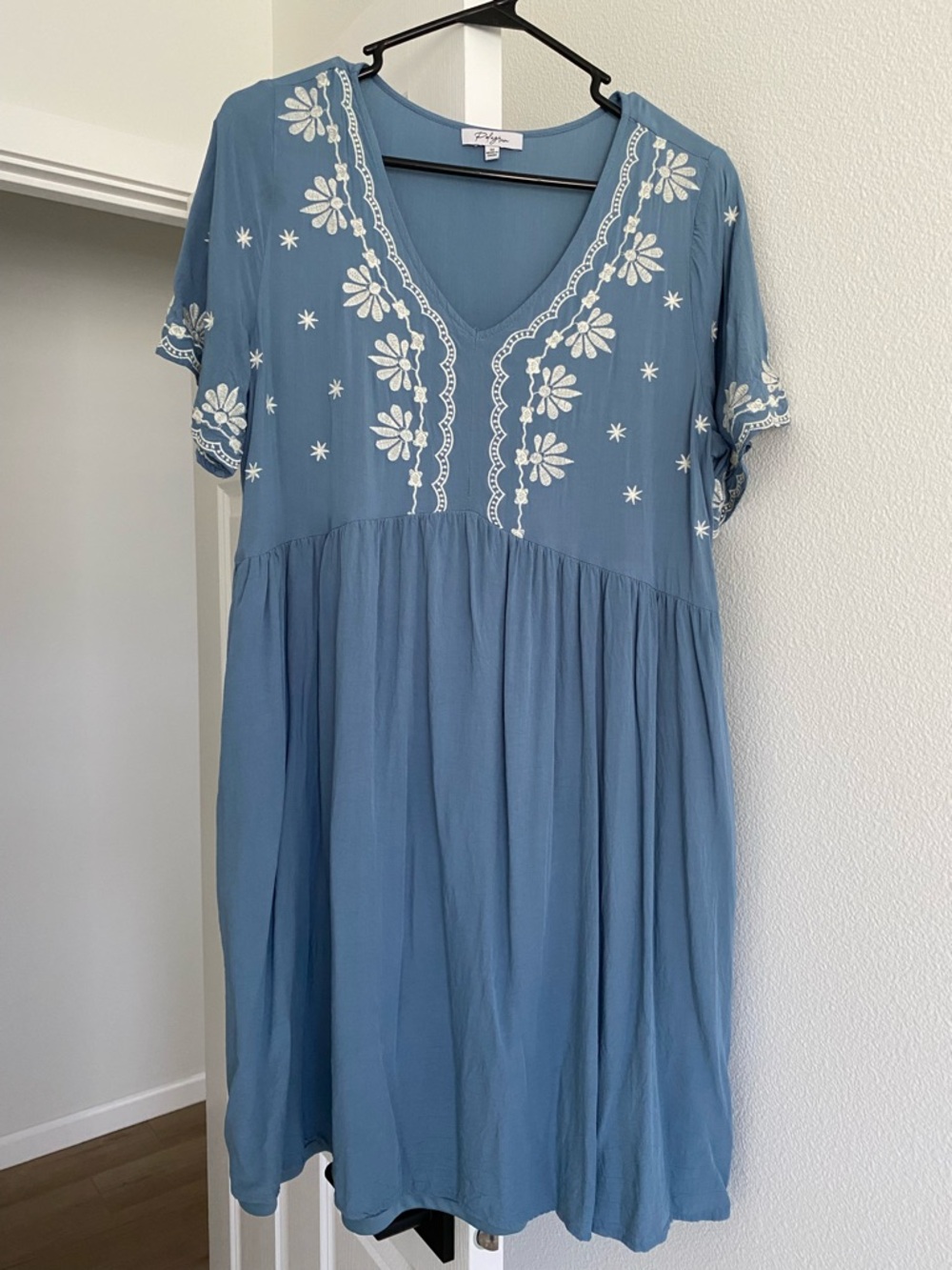Polagram Blue Embroidered Knee-Length Dress Size Medium